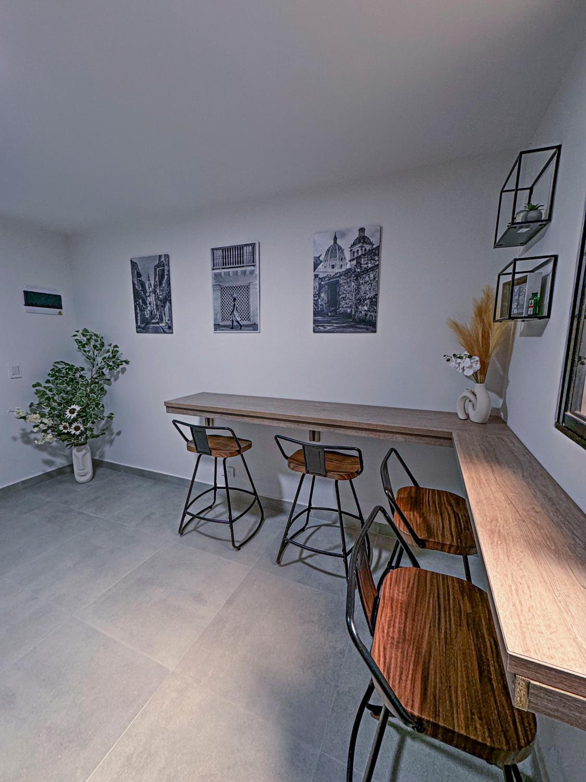 Apartamentos con vista boscosa y parking en Buenos Aires, Medellín