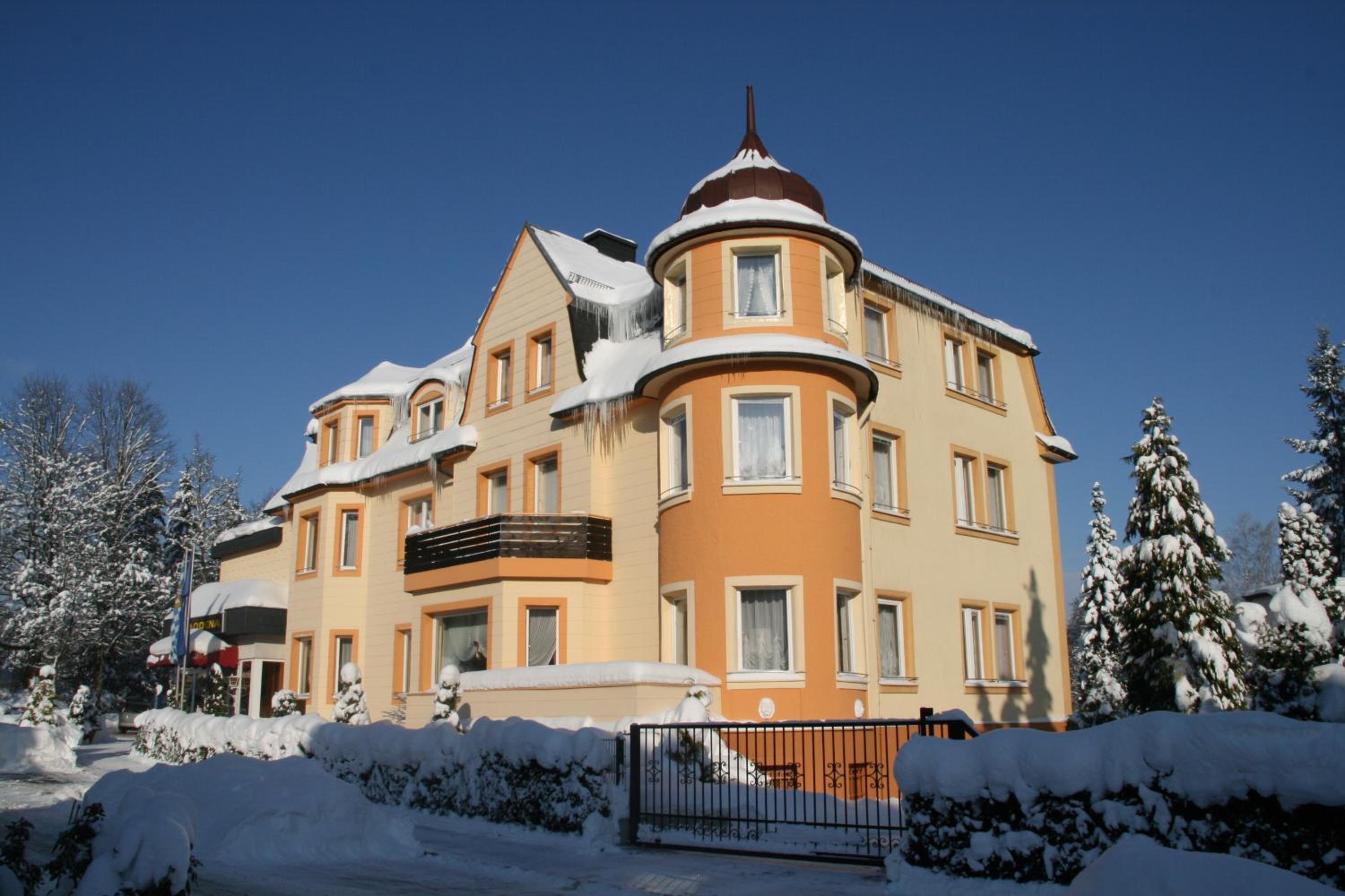 Photo 48