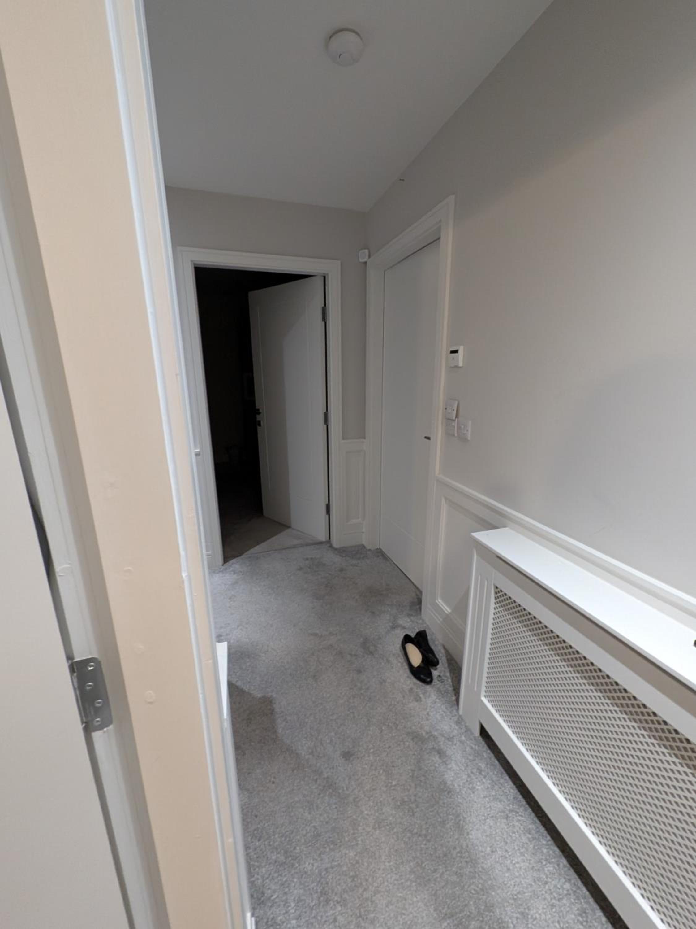 Pvt ensuite room ,25 mins train to city center
