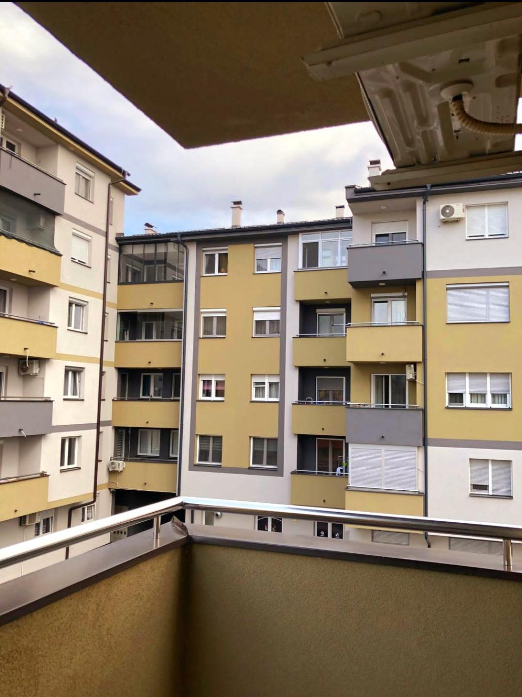 Hollywood Apartman Bjeljina
