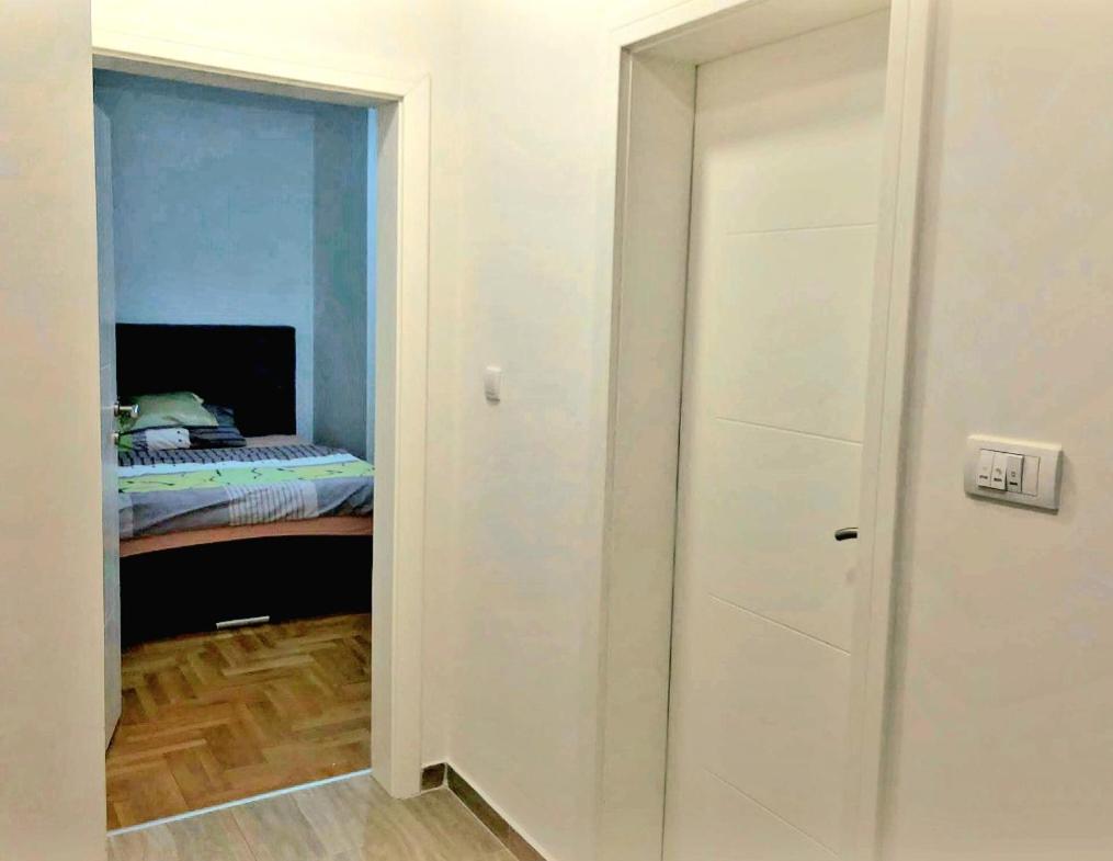 Hollywood Apartman Bjeljina