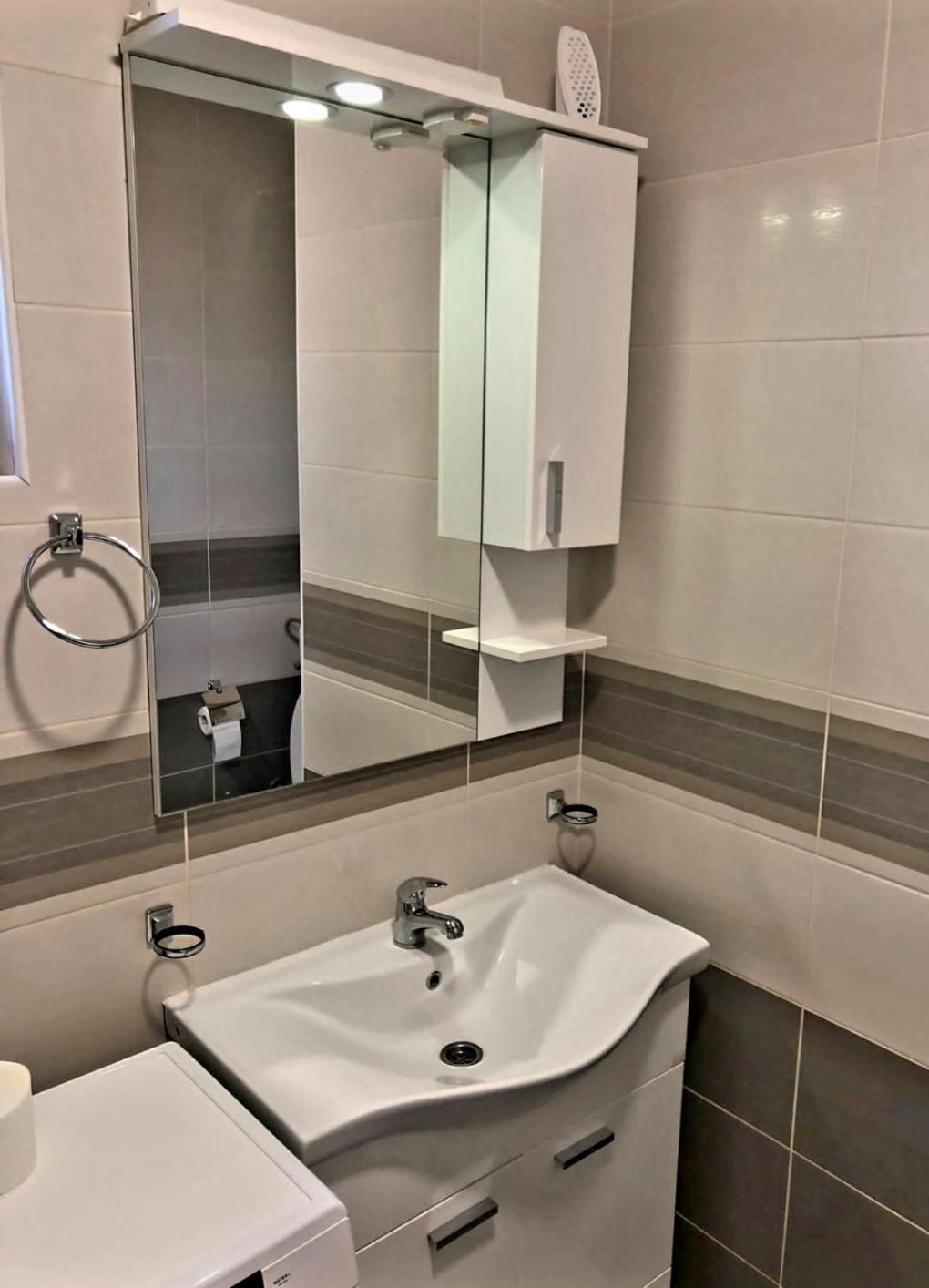 Hollywood Apartman Bjeljina