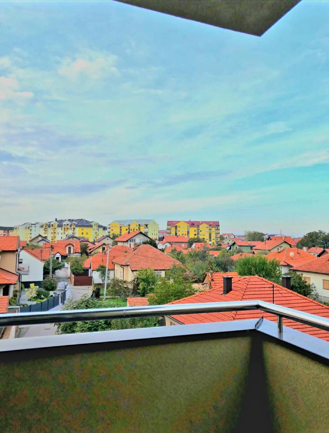Hollywood Apartman Bjeljina