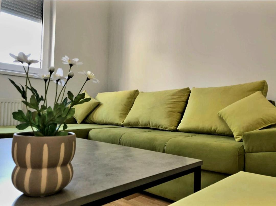 Hollywood Apartman Bjeljina