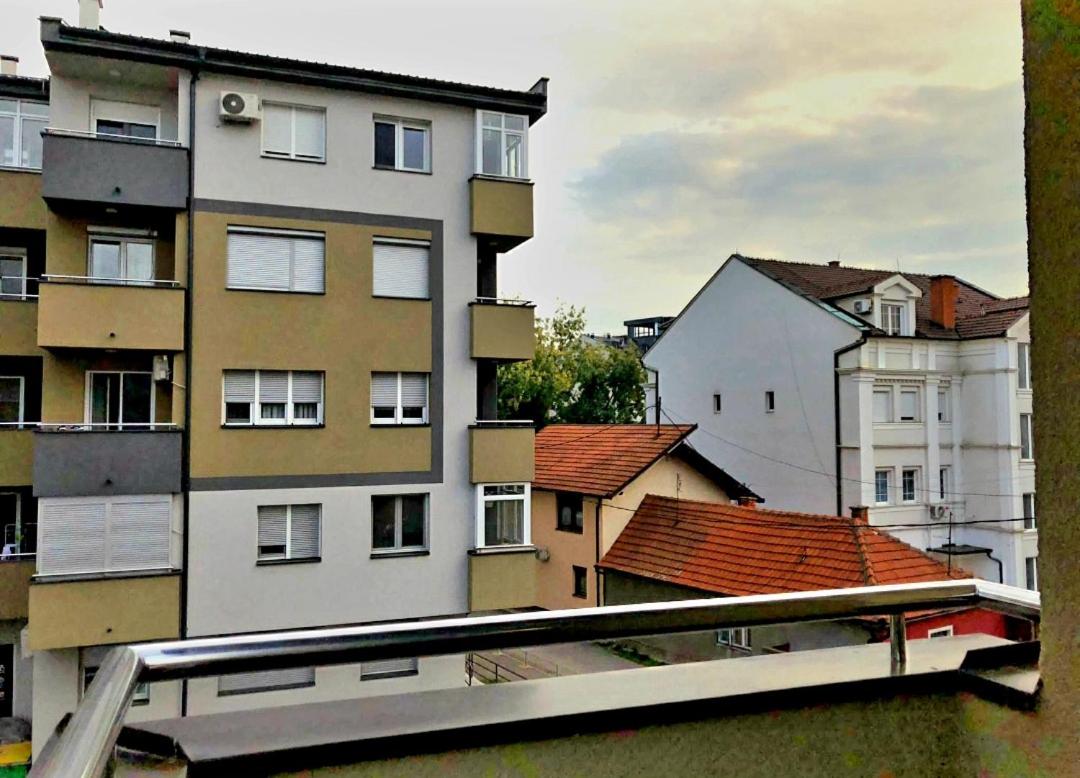 Hollywood Apartman Bjeljina