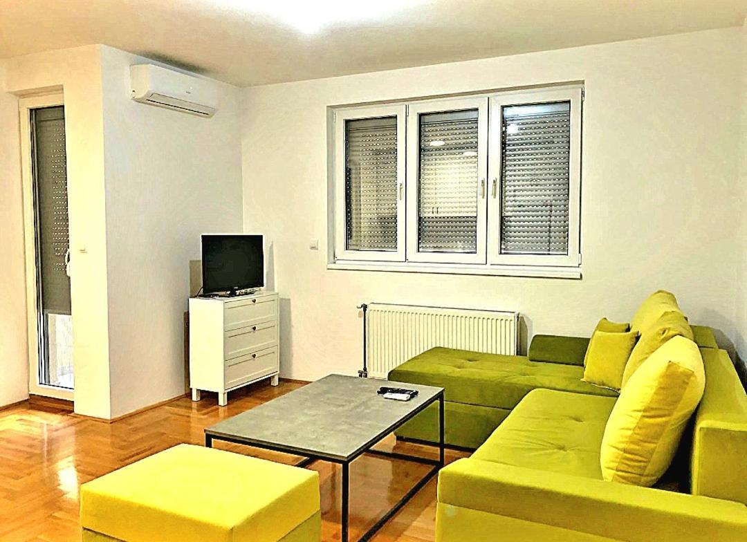Hollywood Apartman Bjeljina
