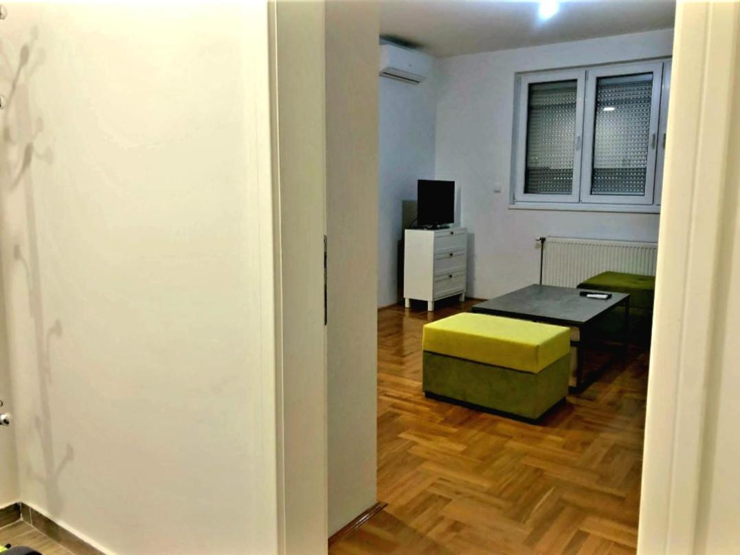 Hollywood Apartman Bjeljina