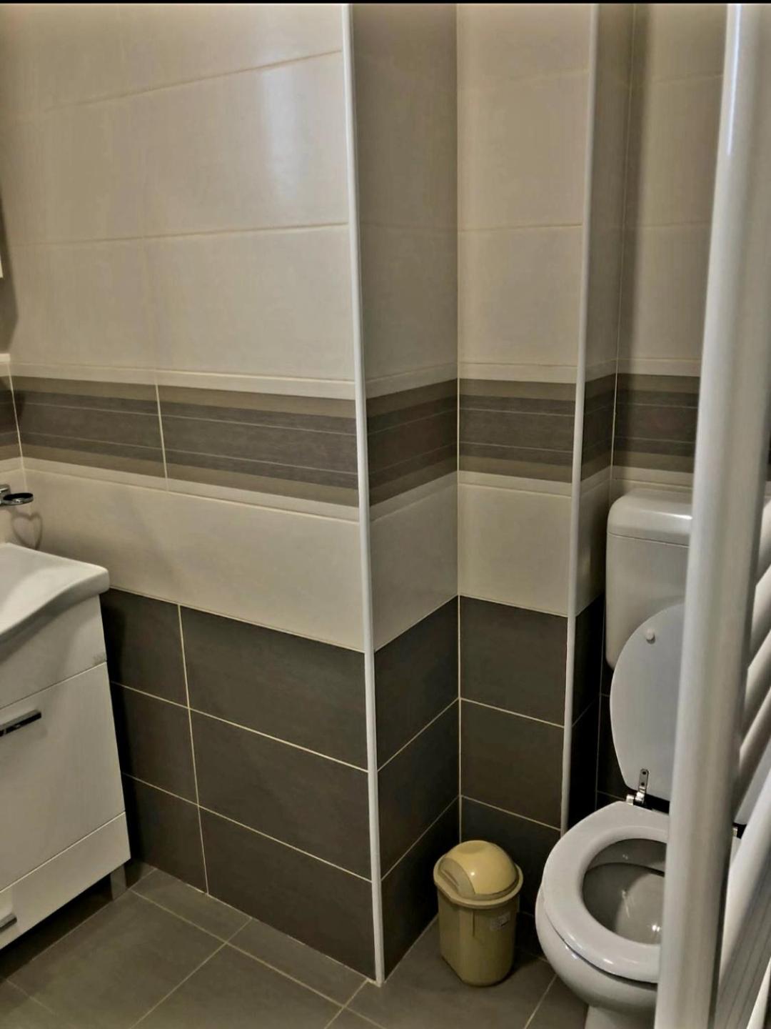 Hollywood Apartman Bjeljina