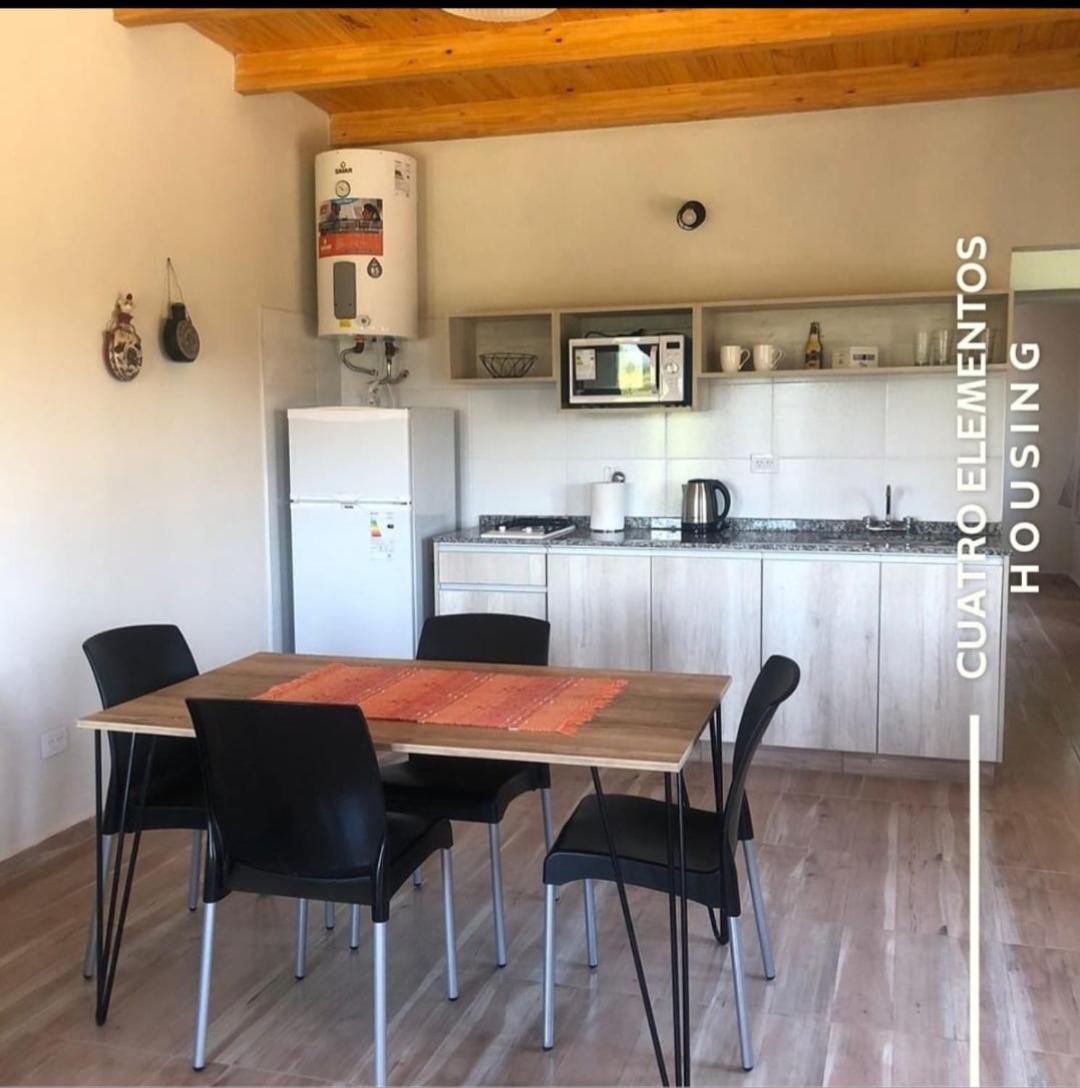 Cuatro Elementos Housing