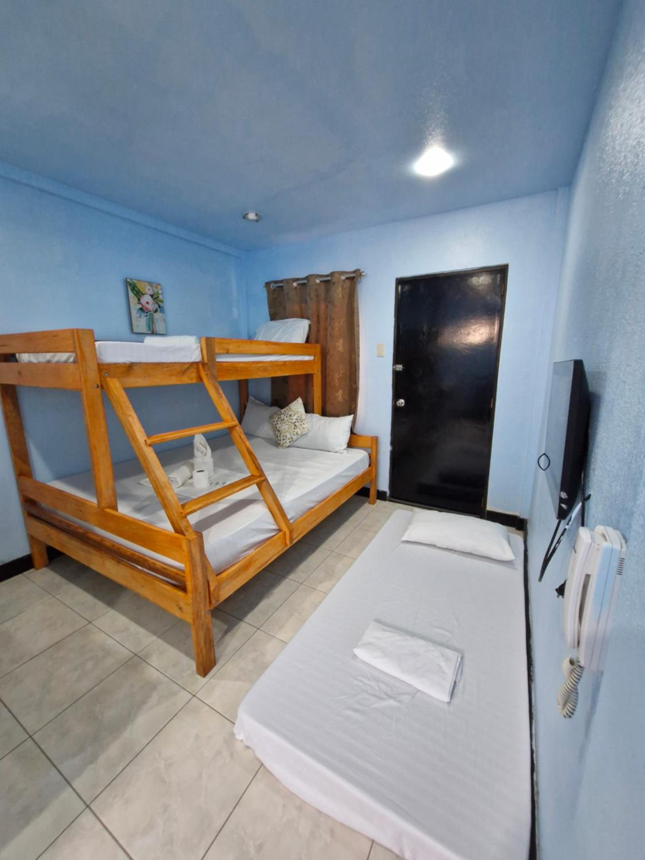 Buenas Pension House