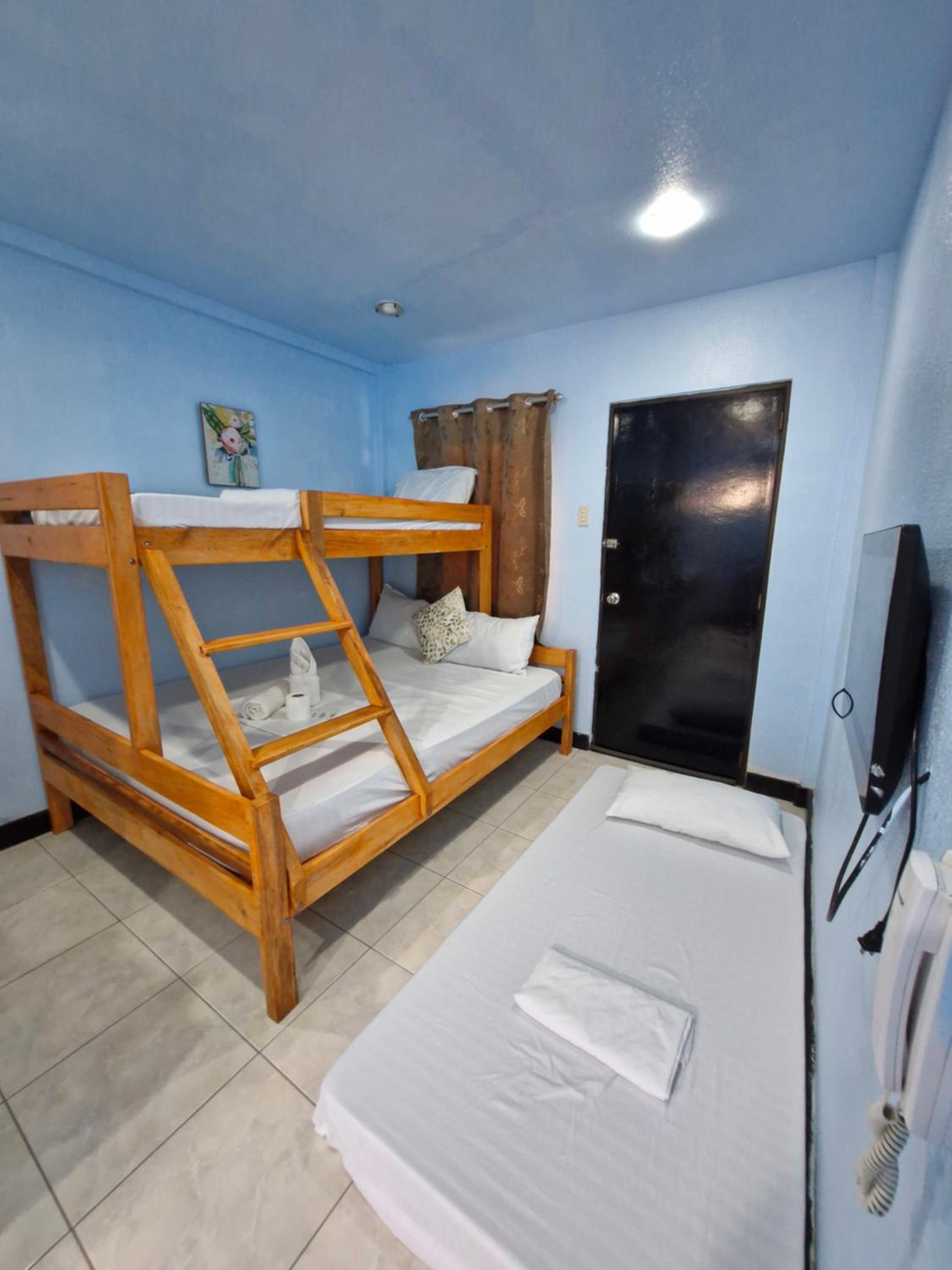 Buenas Pension House