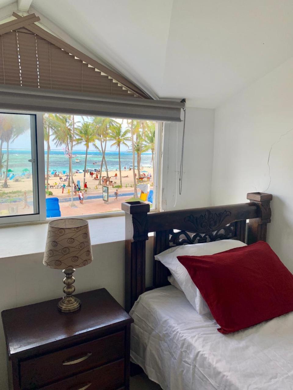 Aptos Limsor Beach-Vista al Mar