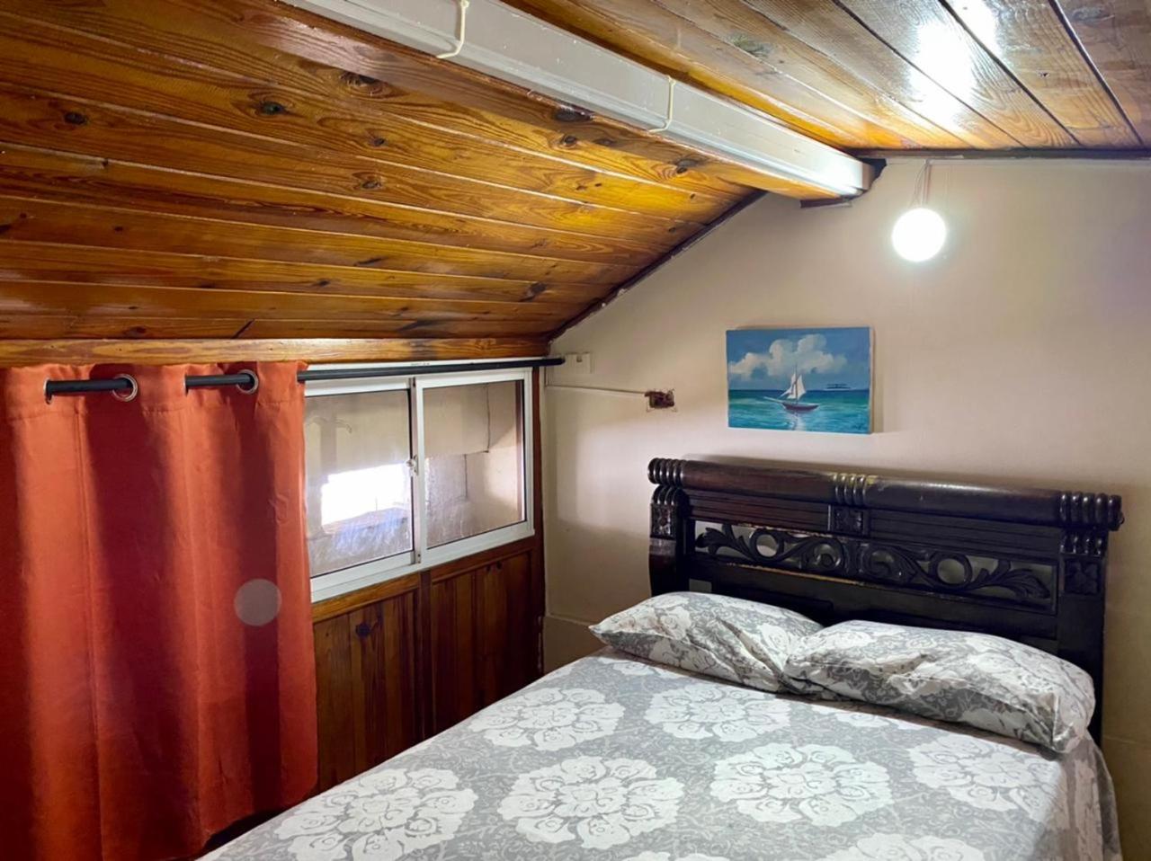 Aptos Limsor Beach-Vista al Mar