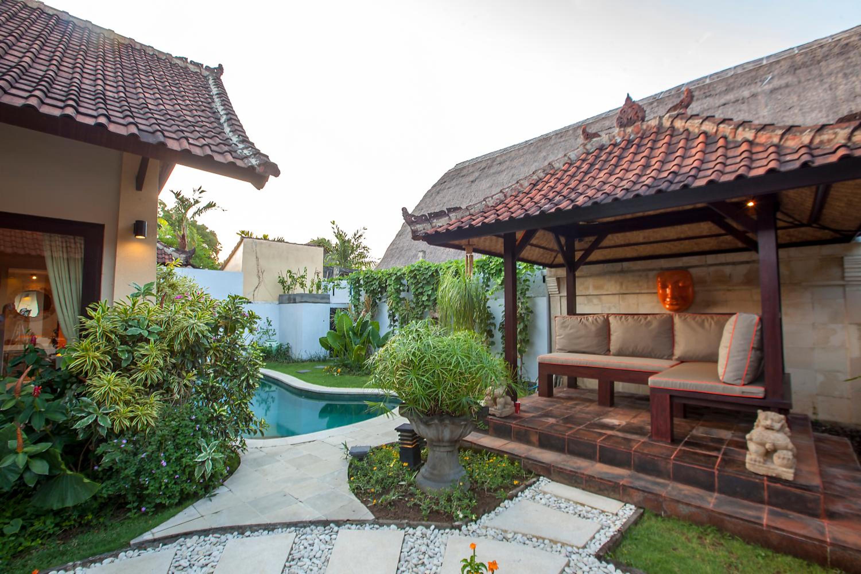 Hotel Intimate Villa in Seminyak - Image 1