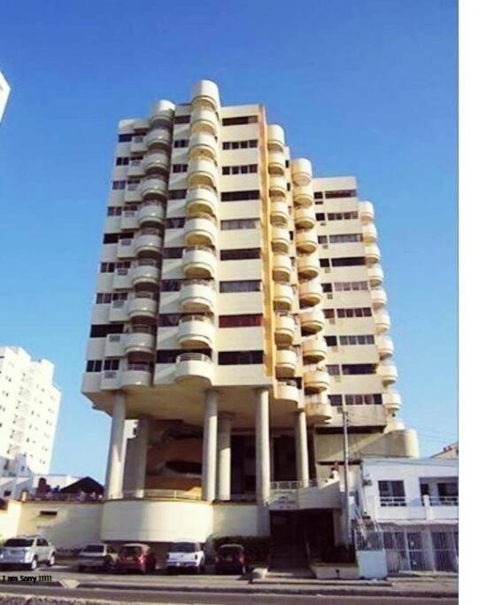 apto con vista al mar piso 11-