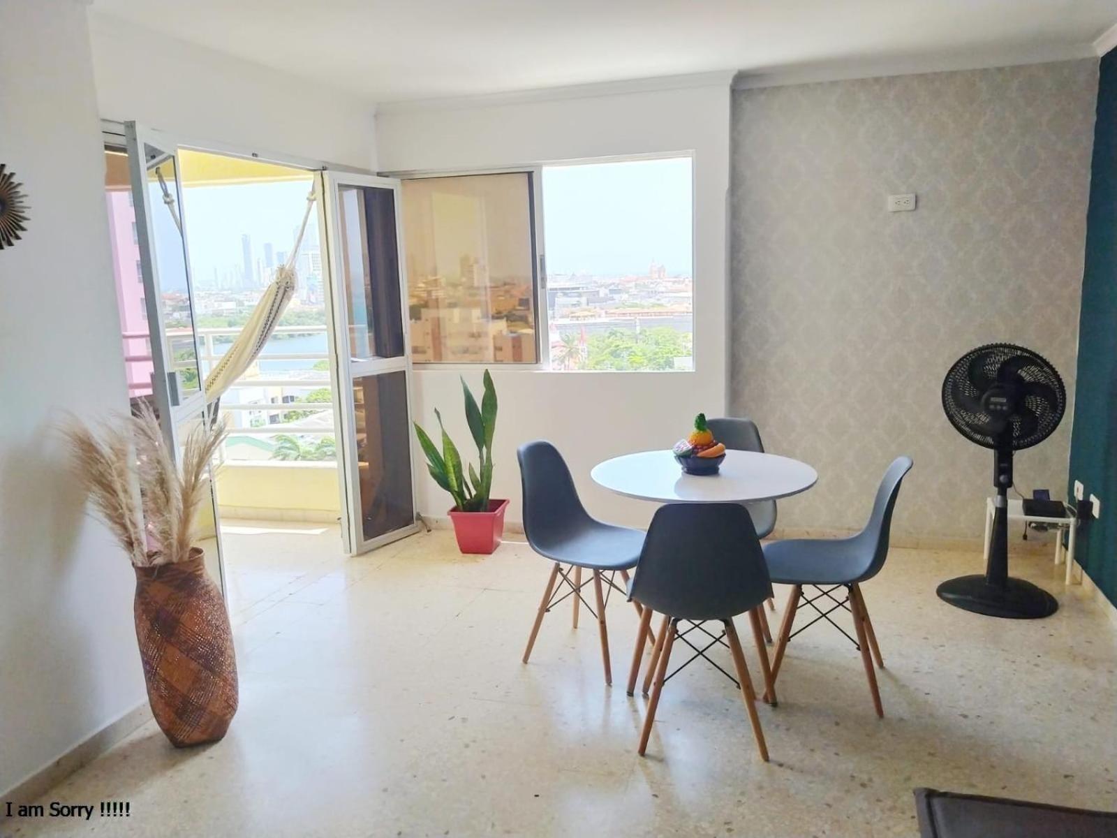 apto con vista al mar piso 11-