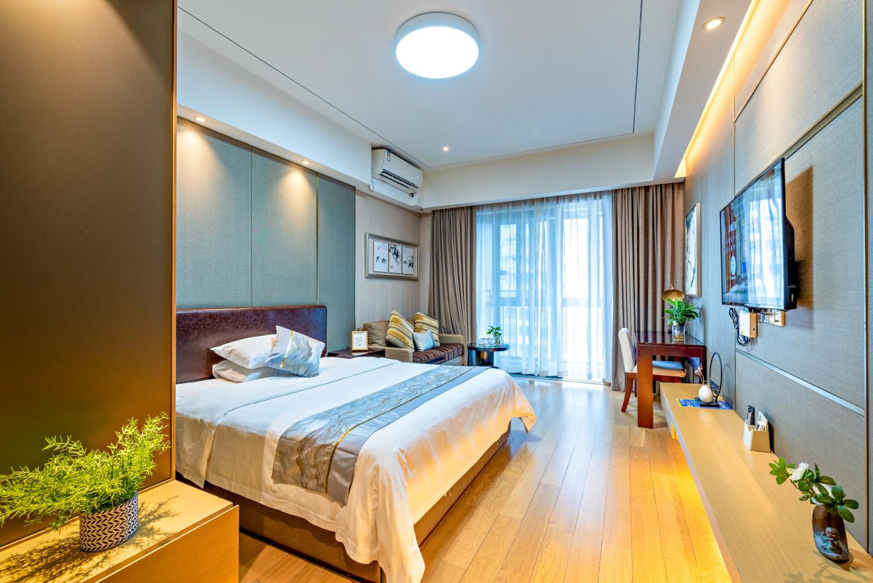 Clovis Apartment广交会期间免费穿梭巴士