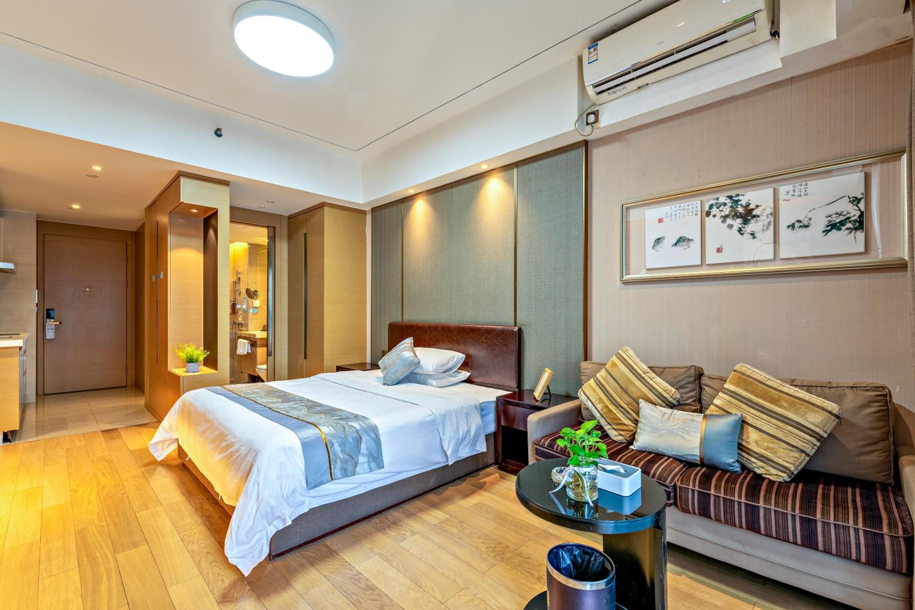 Clovis Apartment广交会期间免费穿梭巴士