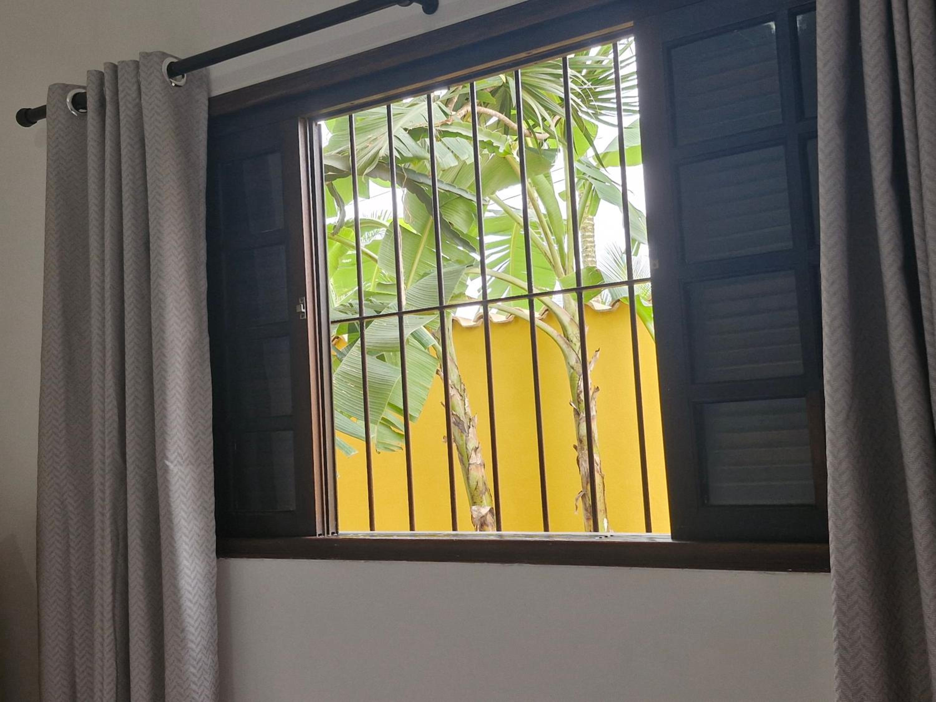 Casa na praia do Indaia piscina, bilhar, 5 quartos e vista