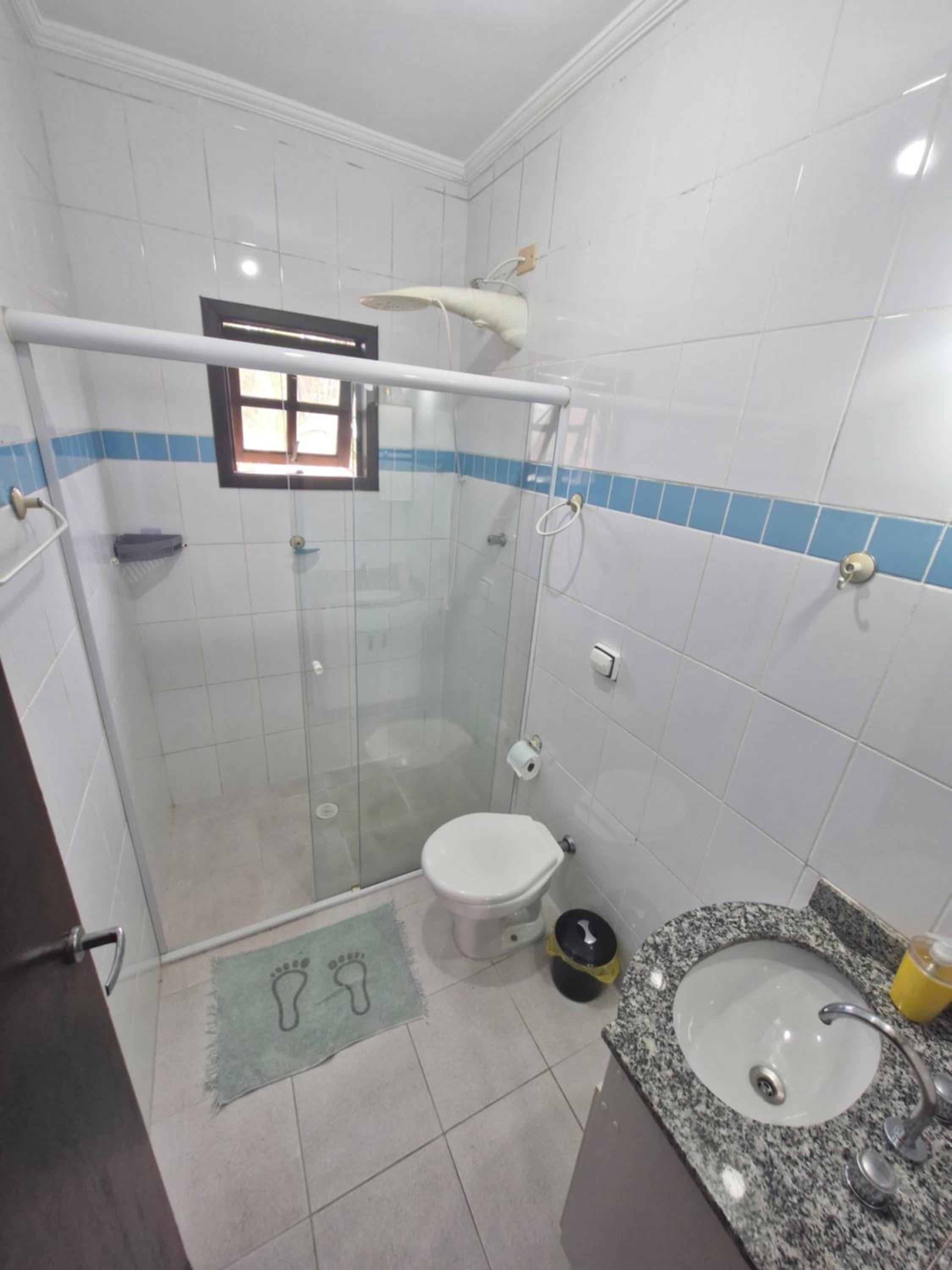 Casa na praia do Indaia piscina, bilhar, 5 quartos e vista