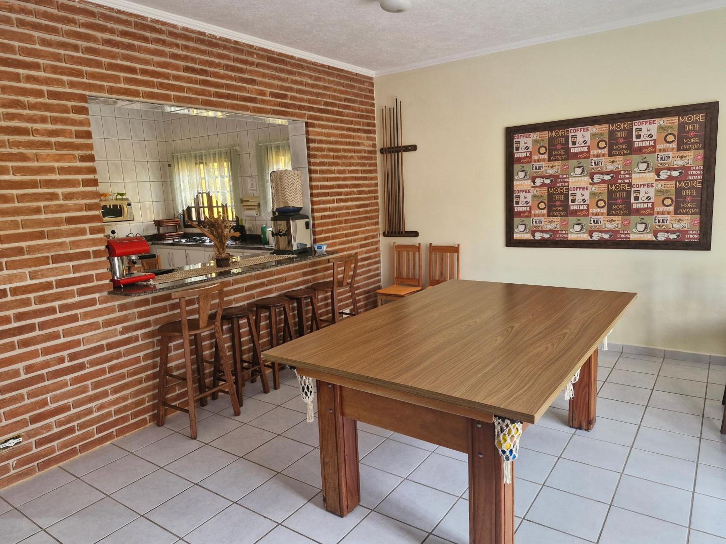 Casa na praia do Indaia piscina, bilhar, 5 quartos e vista