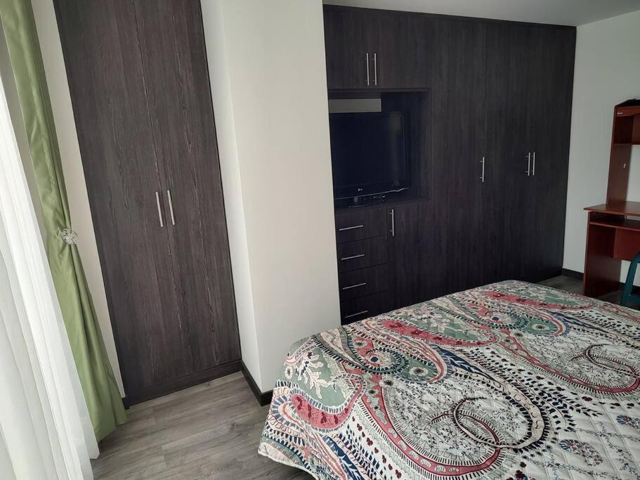 Apartamento con parqueadero