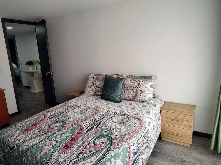 Apartamento con parqueadero