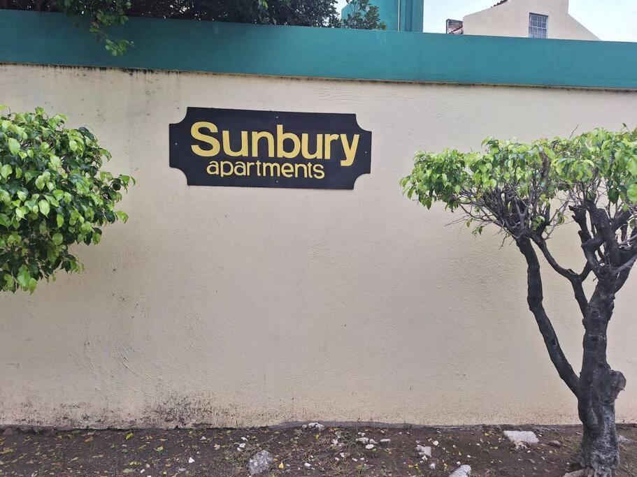 Chateau Central at Sunbury Apts view 5
