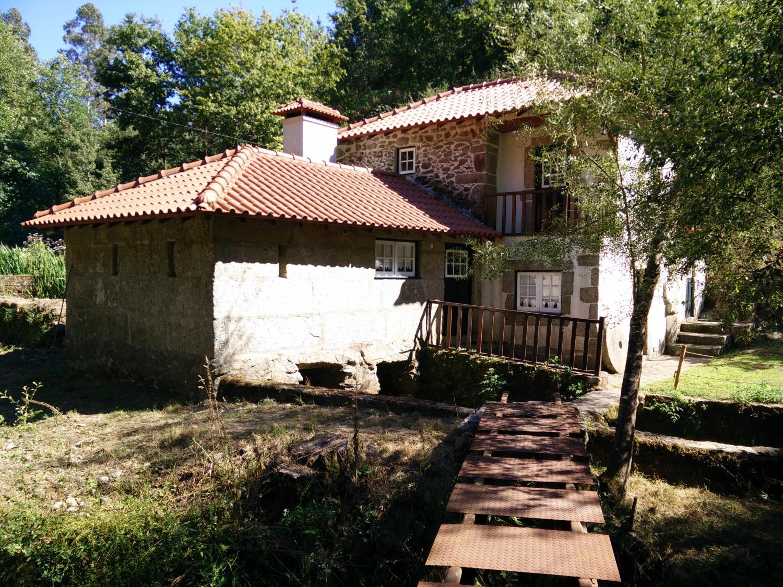Moinho da Cruz view 2