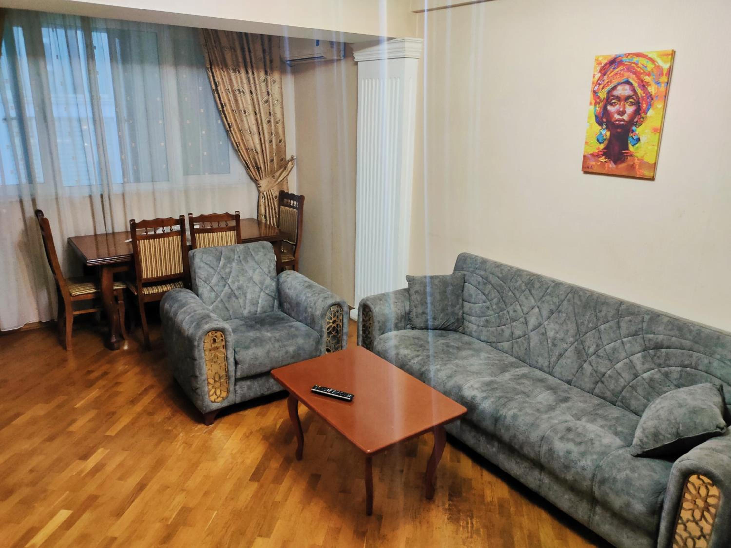 Daily rental apartment, 28 may
