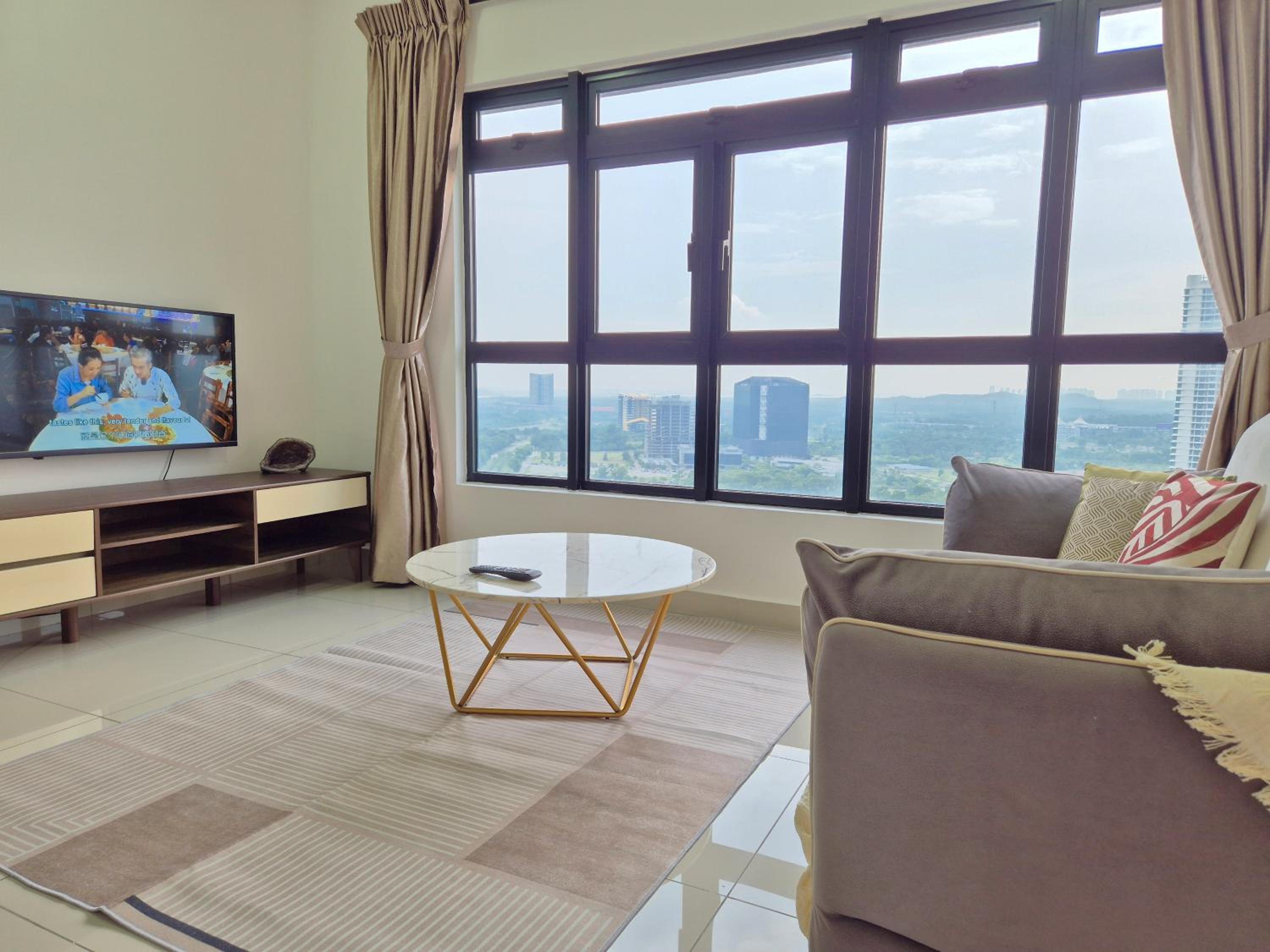 Medini Family suites for 3 pax - Next to Legoland photo 4