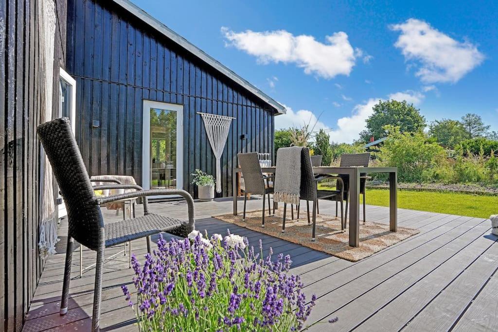 Sauna, Vildmarksbad, Nær vand view 4