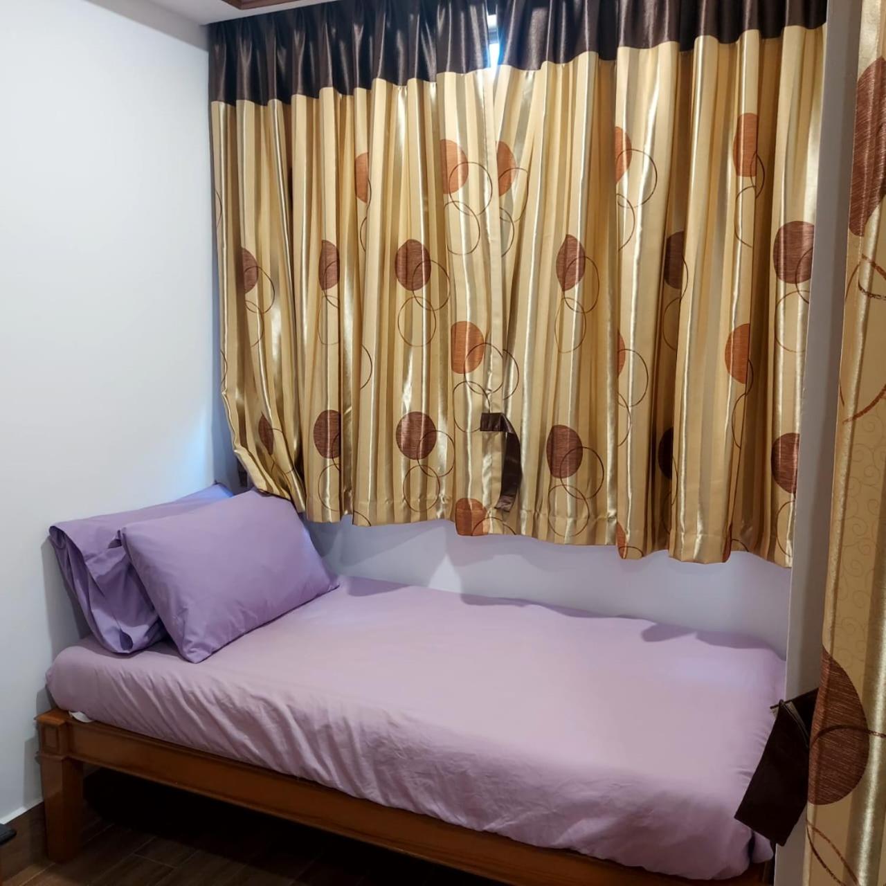 Deluxe Lower Water Chalet Private Unit photo 3