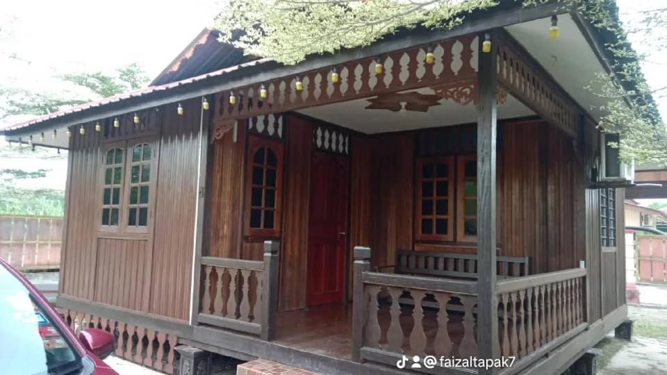 Homestay Faizal tapak