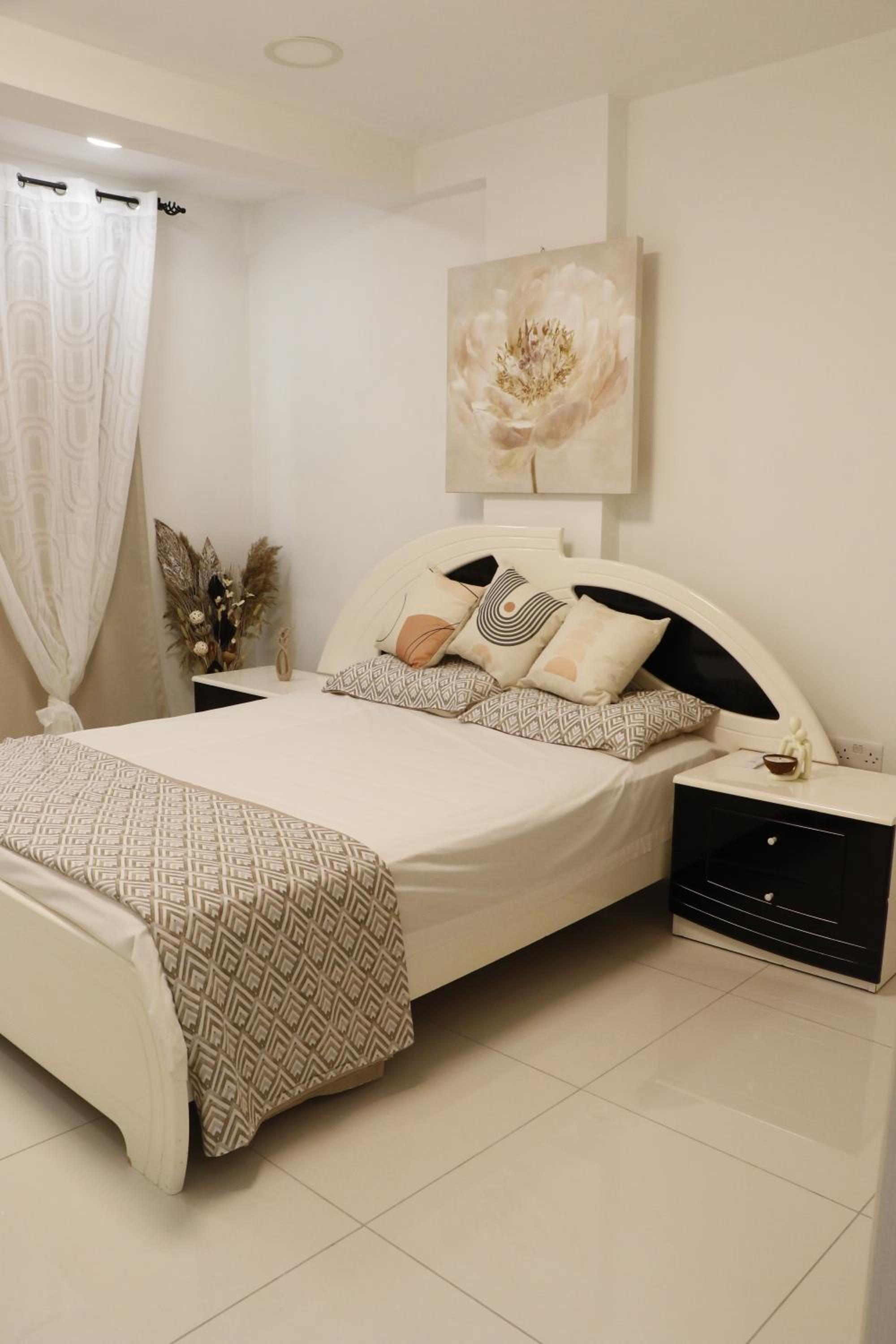 Spacious Apartment, NEAR PINIKOUDES BEACH