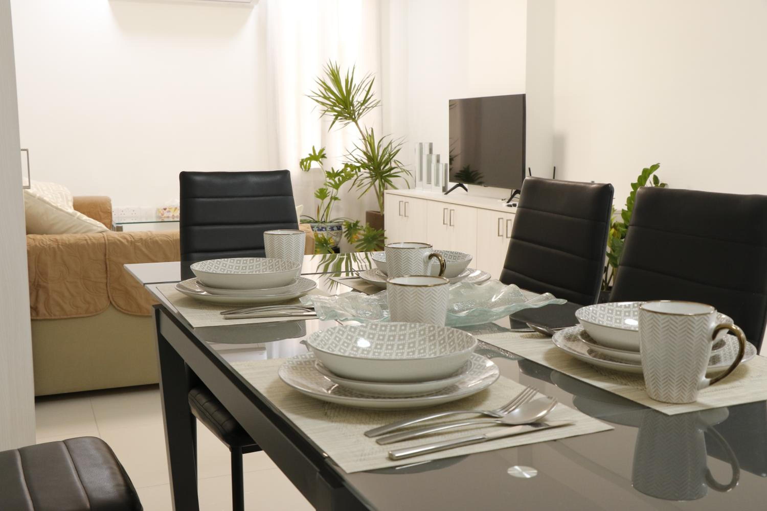 Spacious Apartment, NEAR PINIKOUDES BEACH