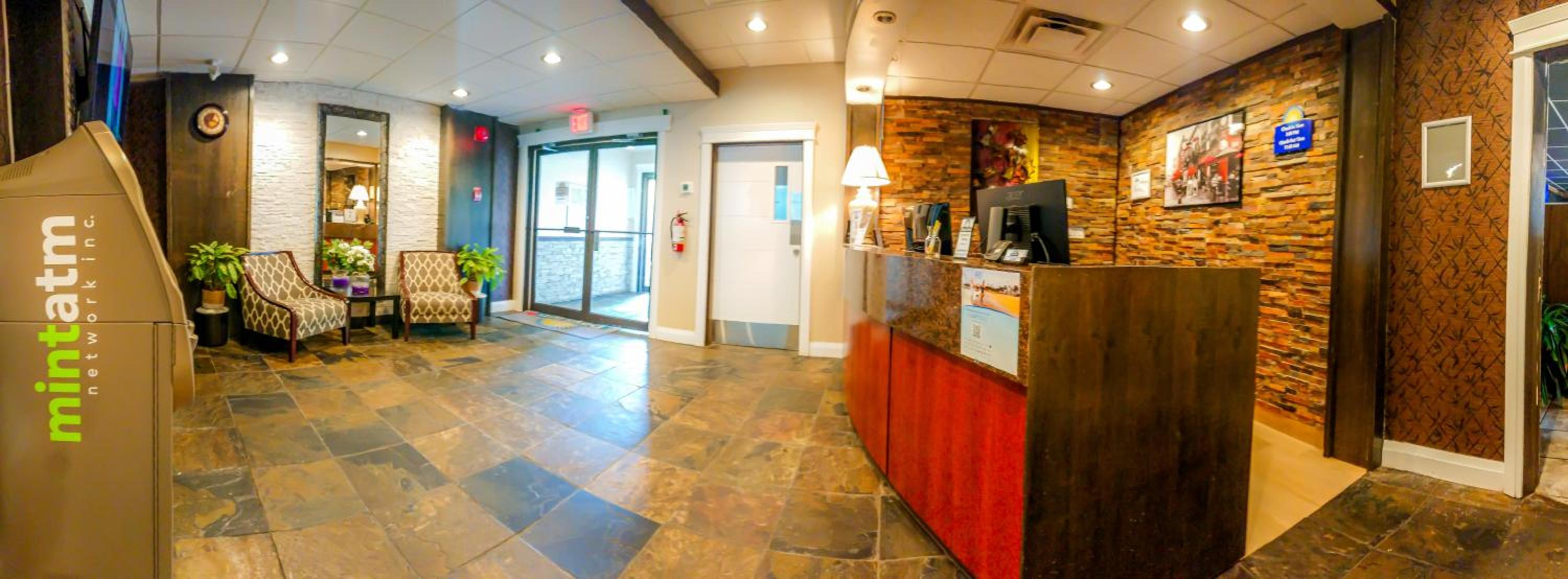 Days Inn by Wyndham Sylvan Lake