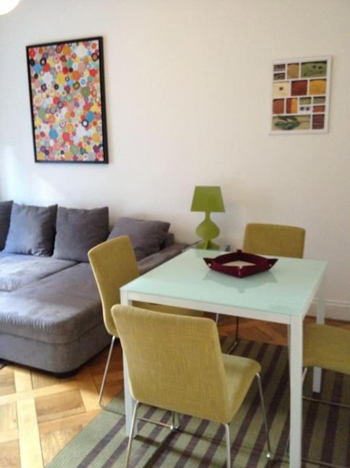 8 minutes walking from Lausanne Train station