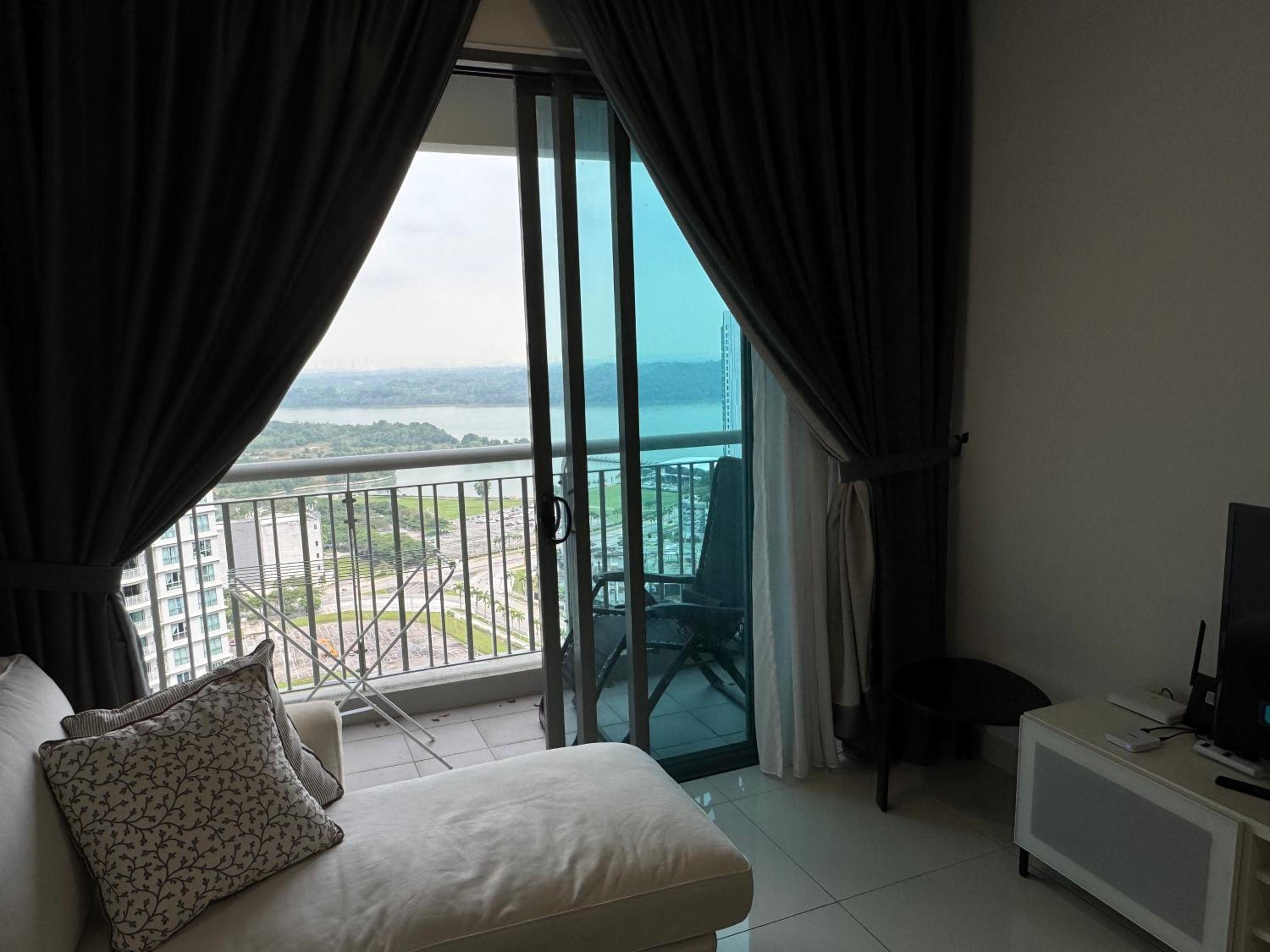 Teega Suites Puteri Harbour #Seaview Unit