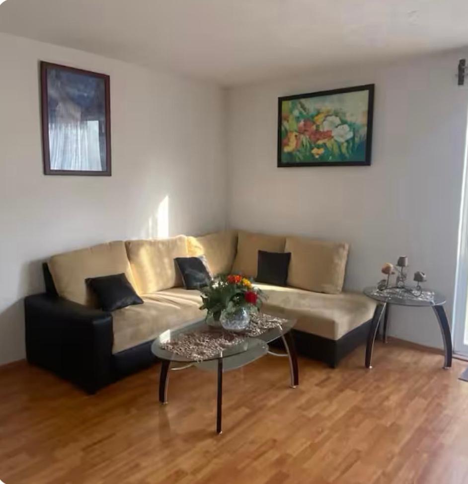 Casa amplia en fraccionamiento tranquilo