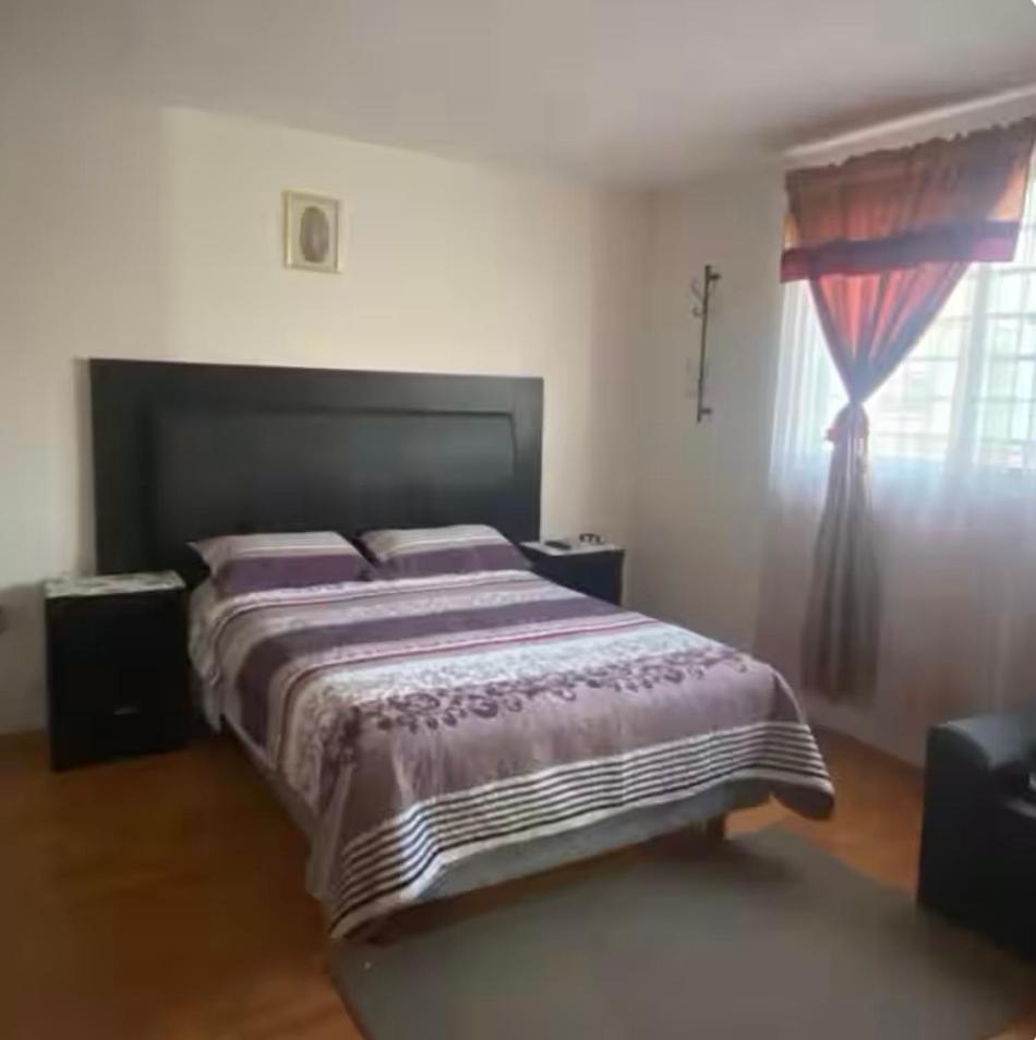 Casa amplia en fraccionamiento tranquilo