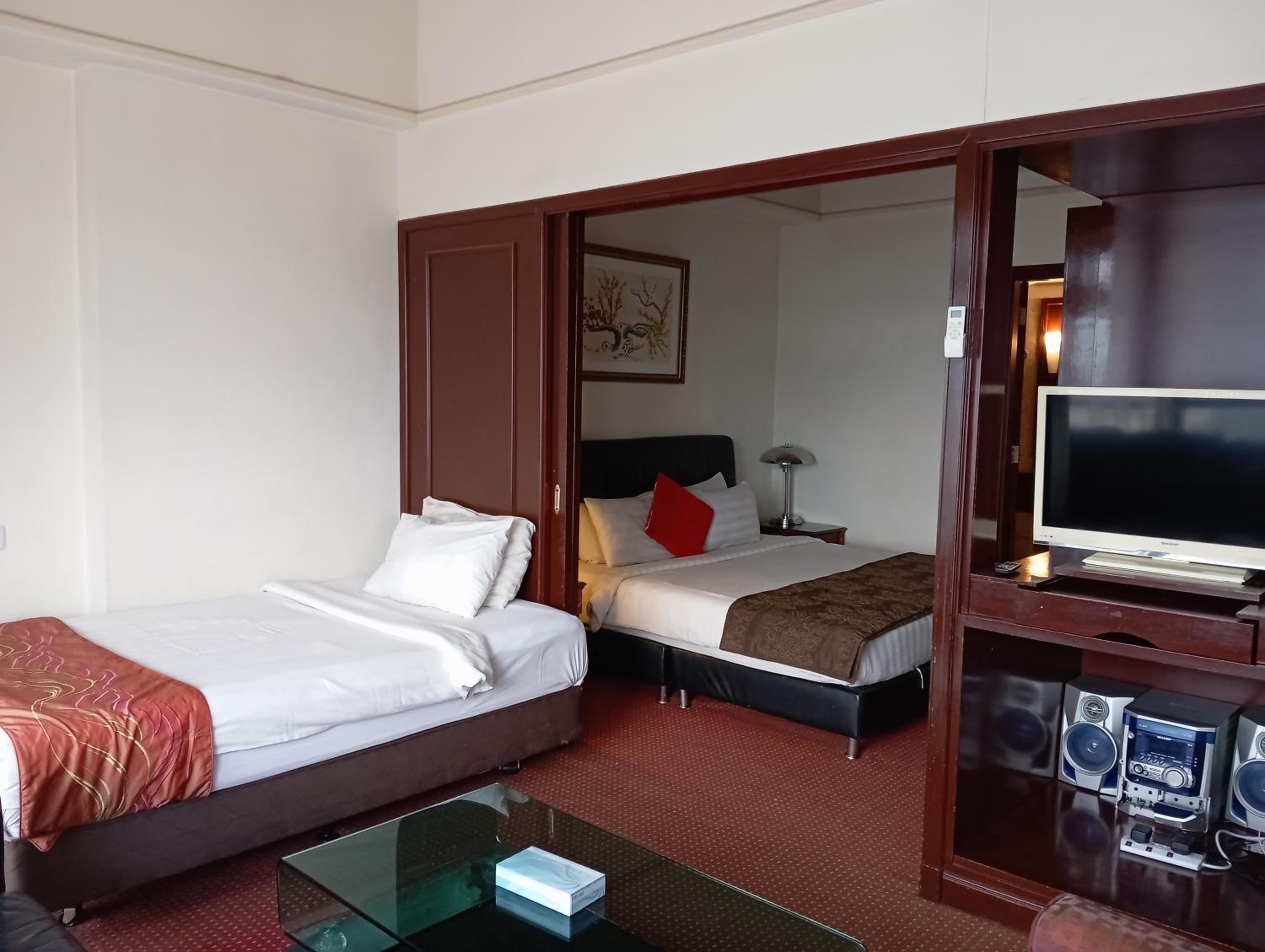 East Service Suites at Times Square KL