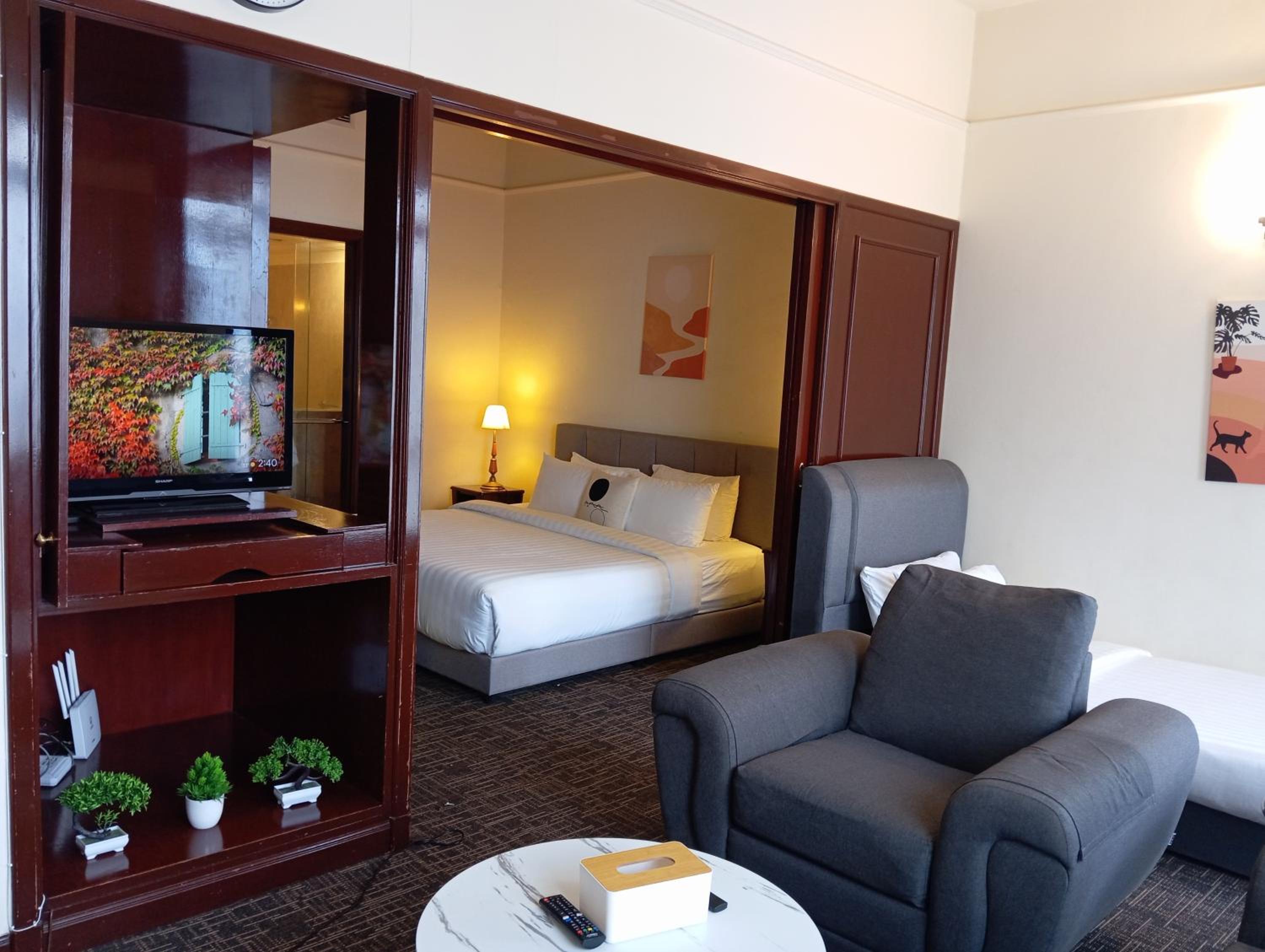 East Service Suites at Times Square KL