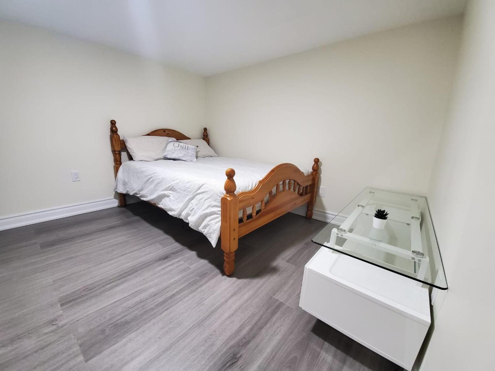 Trinity bellwood suites Downtown Toronto
