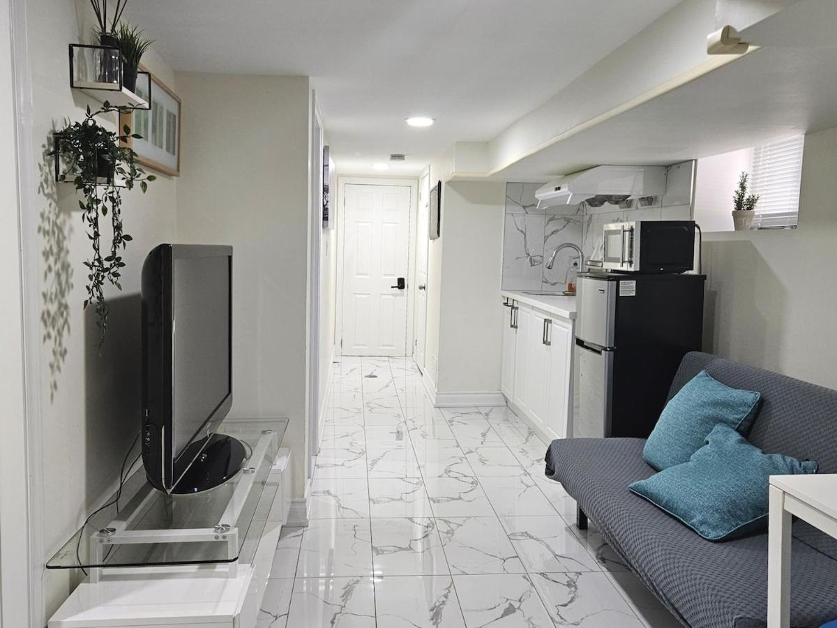 Trinity bellwood suites Downtown Toronto