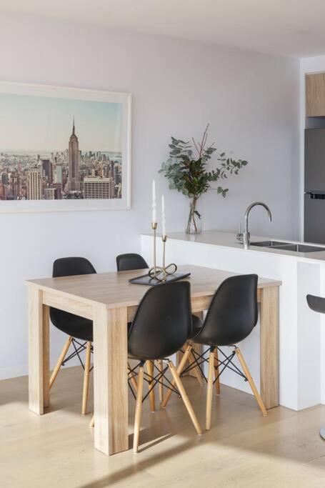 Lux Sky High Beachside Haven Apartments by Ready Set Host