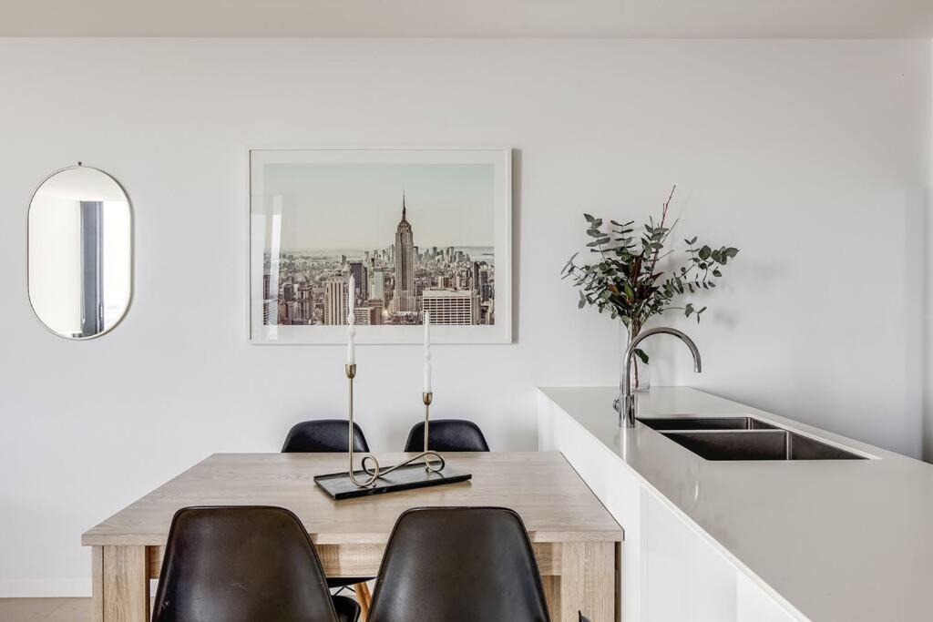 Lux Sky High Beachside Haven Apartments by Ready Set Host