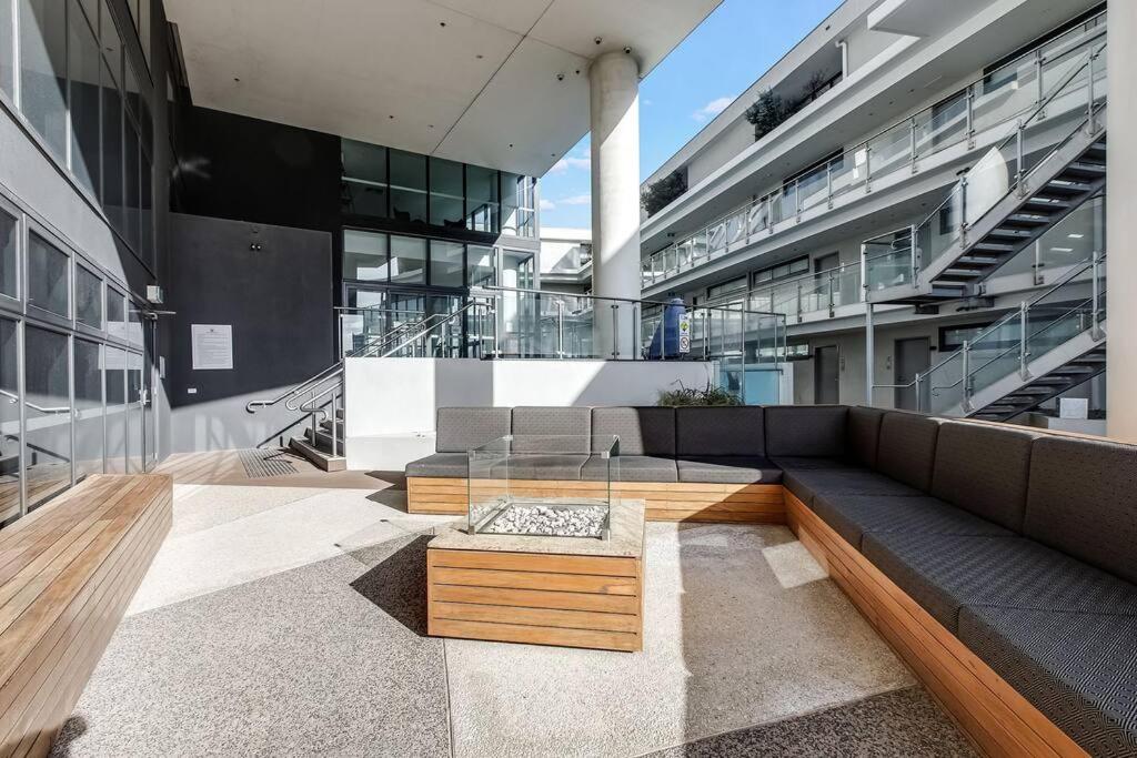 Lux Sky High Beachside Haven Apartments by Ready Set Host
