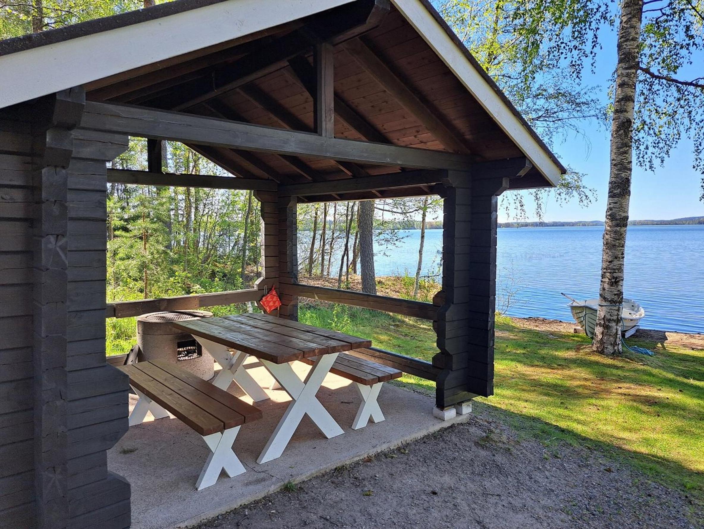Kurkimökki view 3