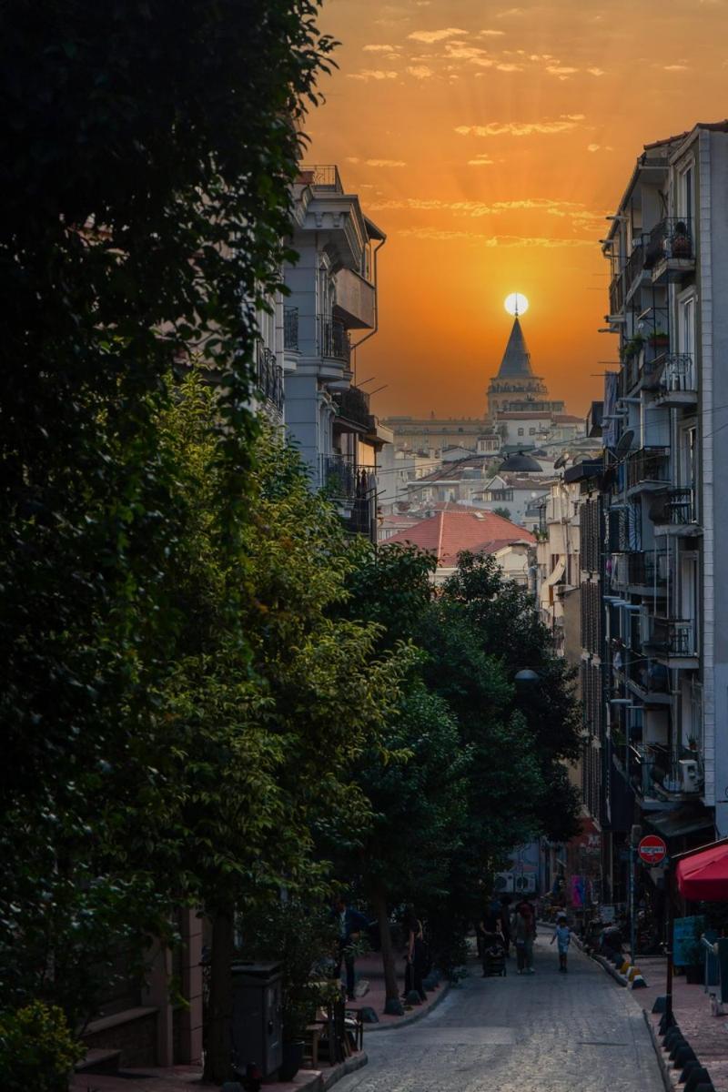 Taksim Private Terrace Close to Antique Store Galata Port Cihangir